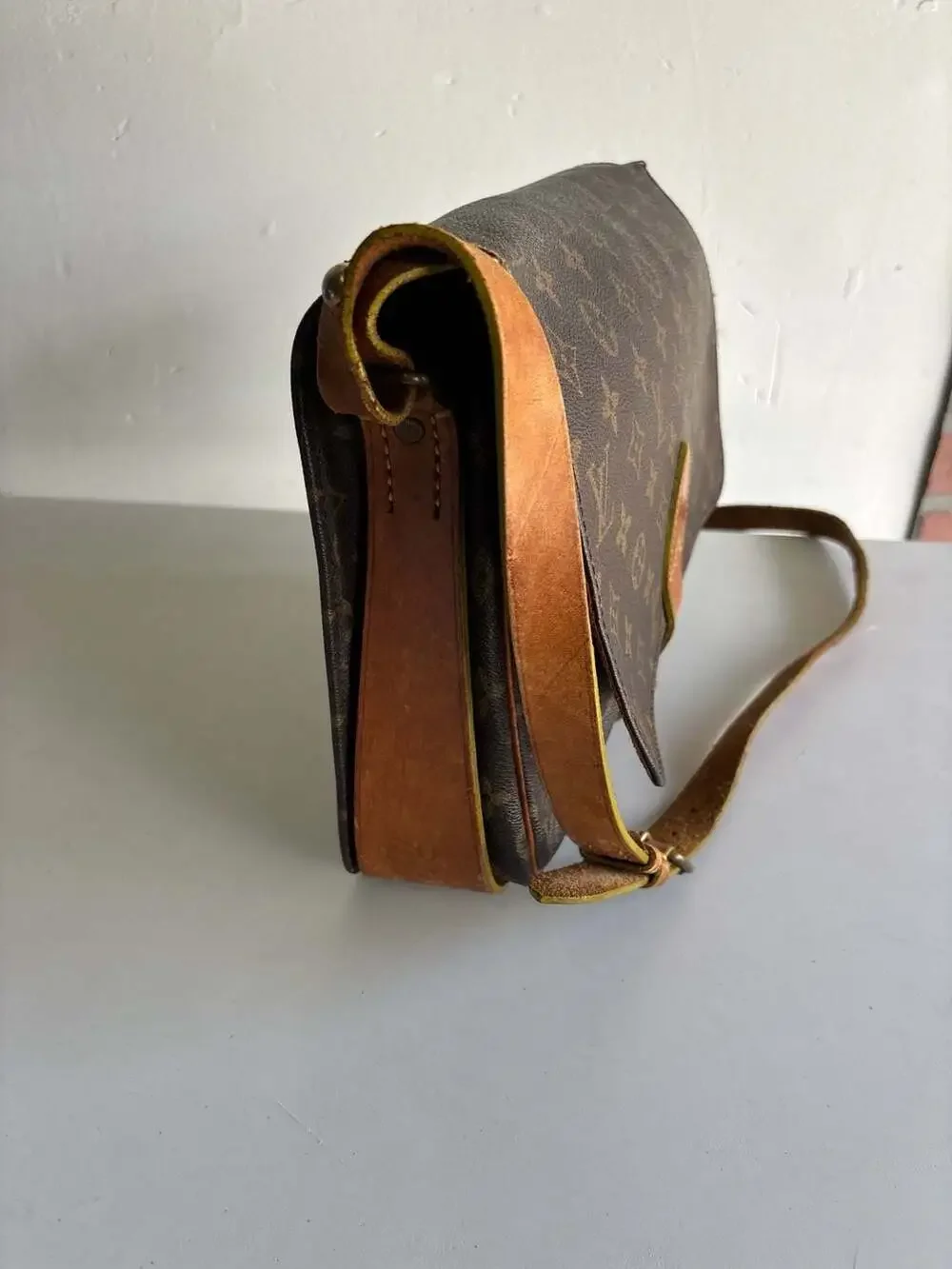 Louis Vuitton Pre-Owned 1991 Cartesier GM Crossbody Bag